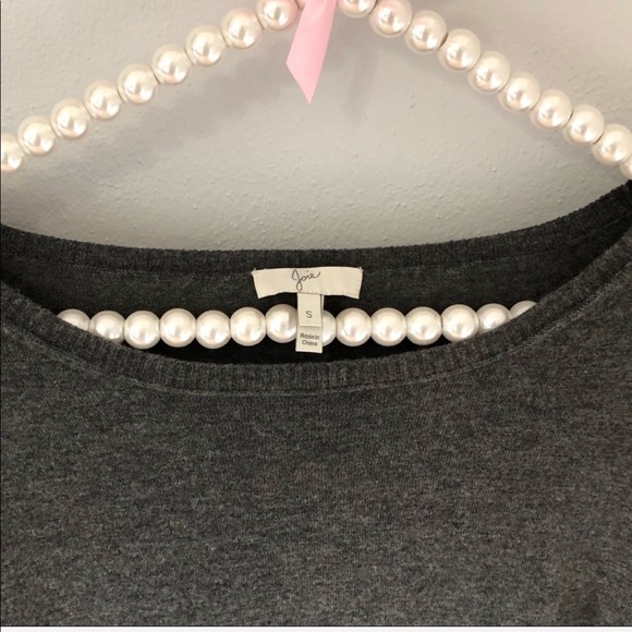 Joie Hilano Grey Lace Sweater Size Small - Picture 4 of 4